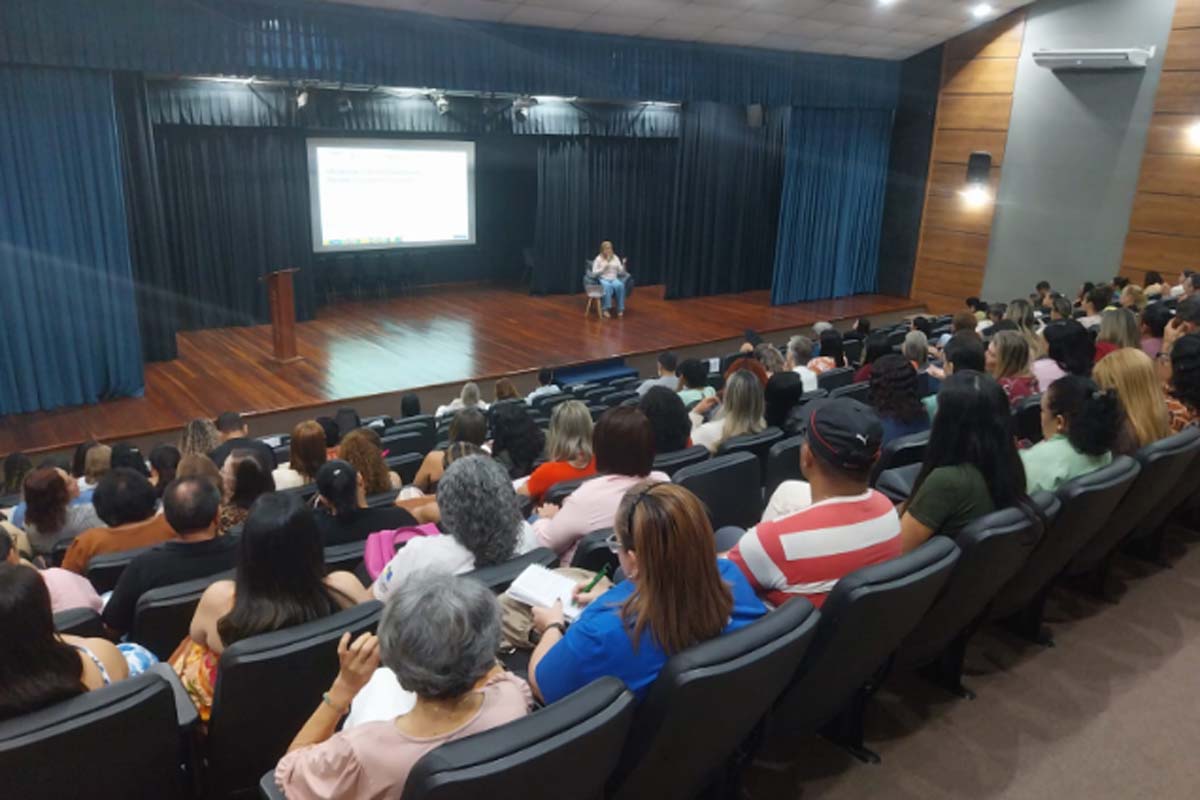 Rede municipal fortalece políticas de inclusão para estudantes da Educação Especial 