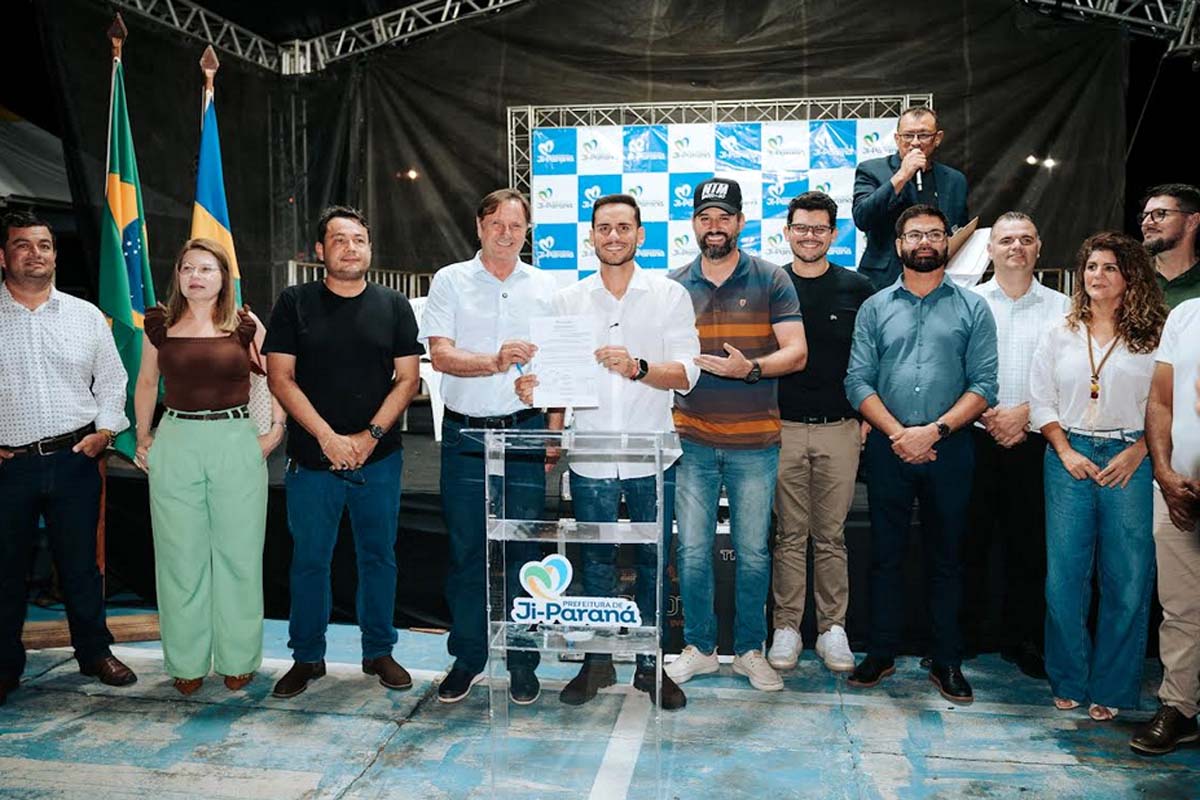 Prefeito Affonso assina OS para revitalizar Cedel Walmar Meira em Ji-Paraná 