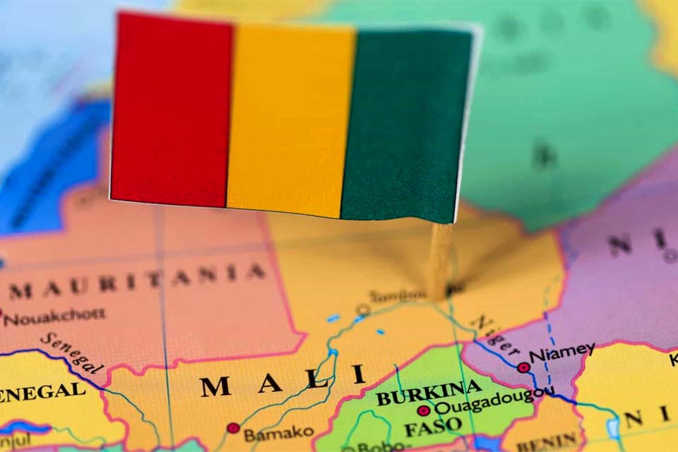 Mali faz ultimato a militares estrangeiros que se encontram no aeroporto de Bamaco