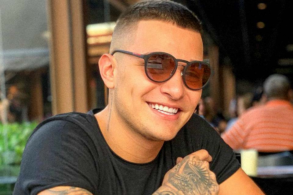 MC Gui é condenado pela Justiça a pagar R$ 12 mil a motorista de aplicativo