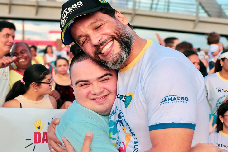 Deputado Delegado Camargo é autor de lei que garante acesso de cães de terapia e assistência a locais públicos e privados em Rondônia