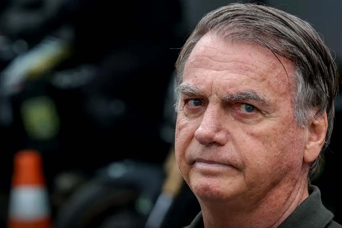 Bolsonaro pede ao STF para receber os filhos no Dia dos Pais