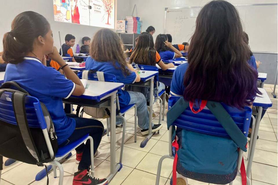 Estudantes dos distritos de Extrema e Nova Califórnia são destaque na redação do Enem