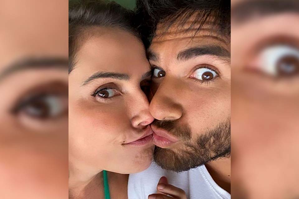 “Vou sair da quarentena mais apaixonada”, diz Deborah Secco