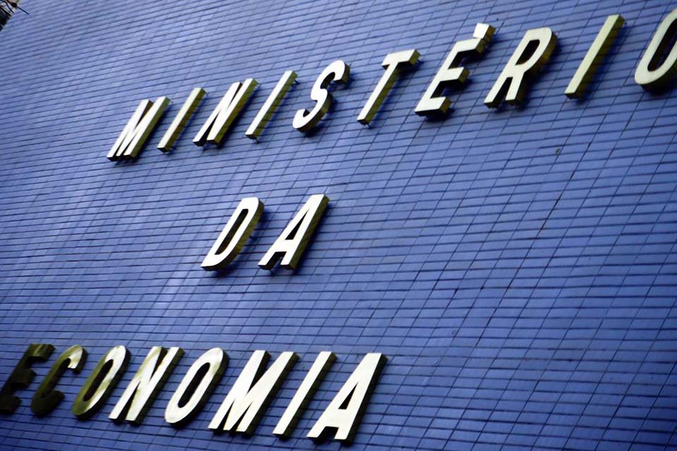 Previsão de déficit primário em 2020 cai para R$ 844,57 bilhões