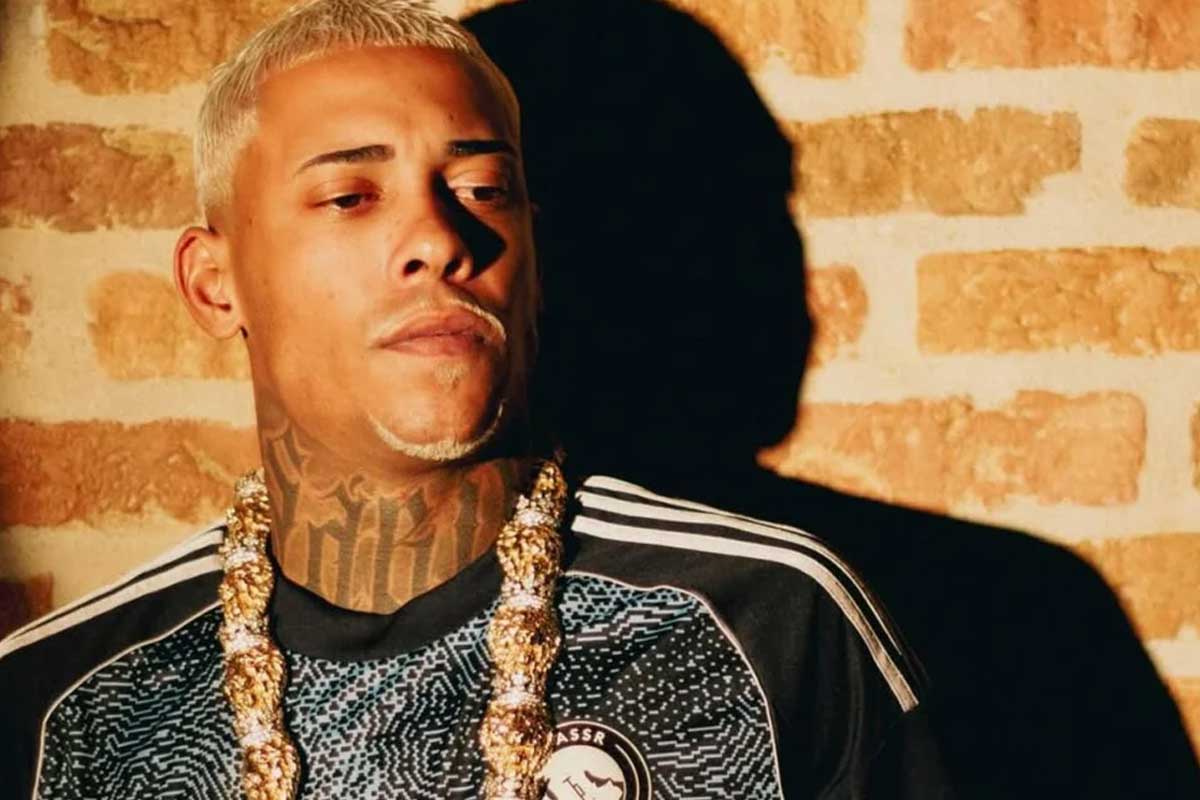 Criminosos invadem casa de MC Poze, fazem reféns e causam prejuízo milionário no Rio