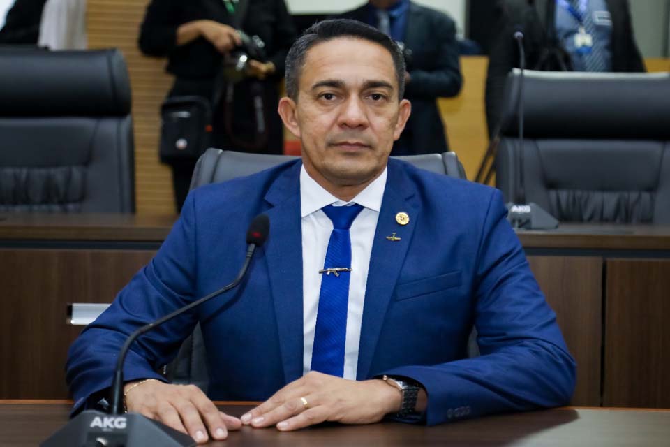 Eyder Brasil capacita 220 jovens em curso de formação de vigilantes em Porto Velho