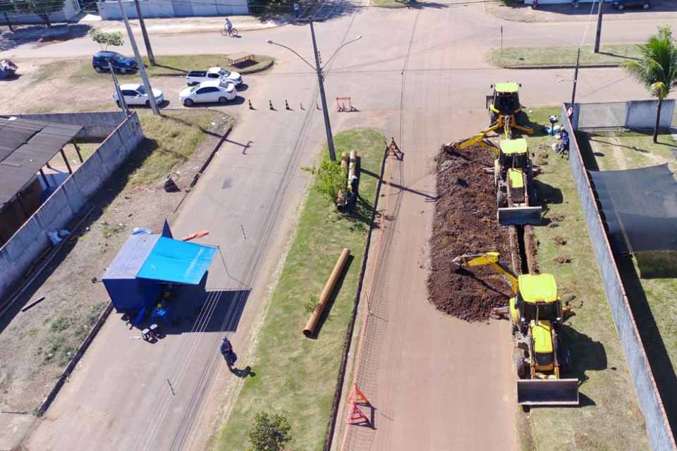 Obras de esgotamento sanitário serão realizadas na Avenida 25 de Agosto a partir do dia 11