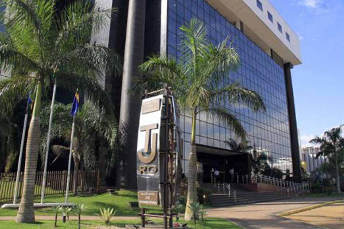 Justiça de Rondônia rejeita ação de ex-prefeitos e mantém acórdão do TCE sobre desvios de recursos e débitos milionários