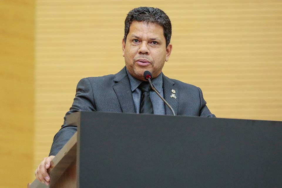 Jair Montes informa estudo para aumento no auxílio Alimentação e prorrogação do abono covid para Polícia Penal