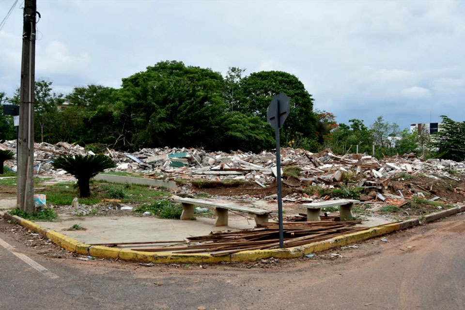 Prefeitura irá recuperar área do antigo SESI com o plantio de árvores nativas da região