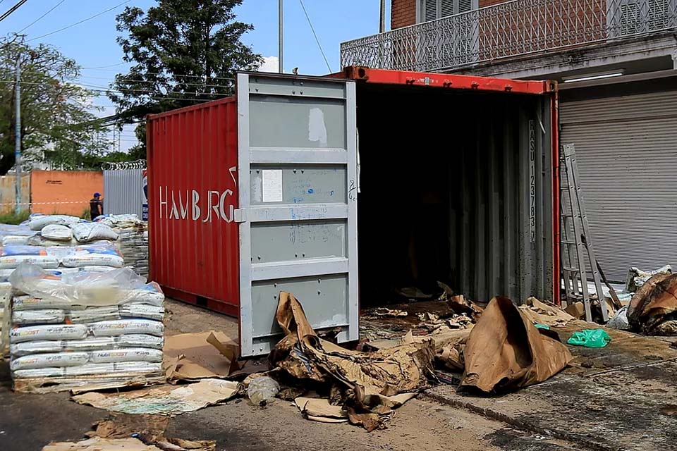 Sete corpos são encontrados em carregamento de fertilizantes no Paraguai