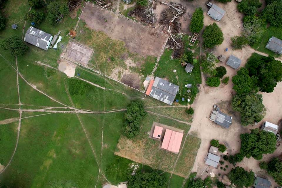 Energisa instala microssistema de energia elétrica renovável em aldeia indígena e comunidade ribeirinha