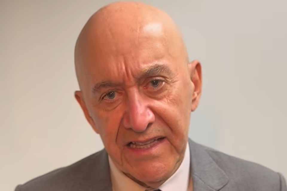 Confúcio critica extremistas da política e diz que nunca gritou, ofendeu, xingou ou difamou adversários