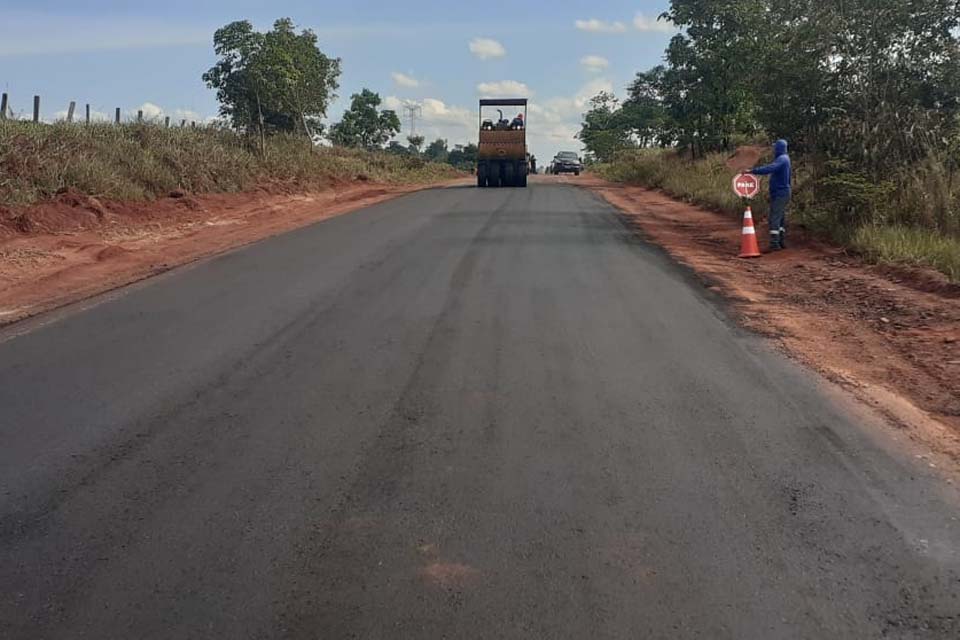 Recuperação da rodovia 383 entre Cacoal e Nova Estrela é concluída