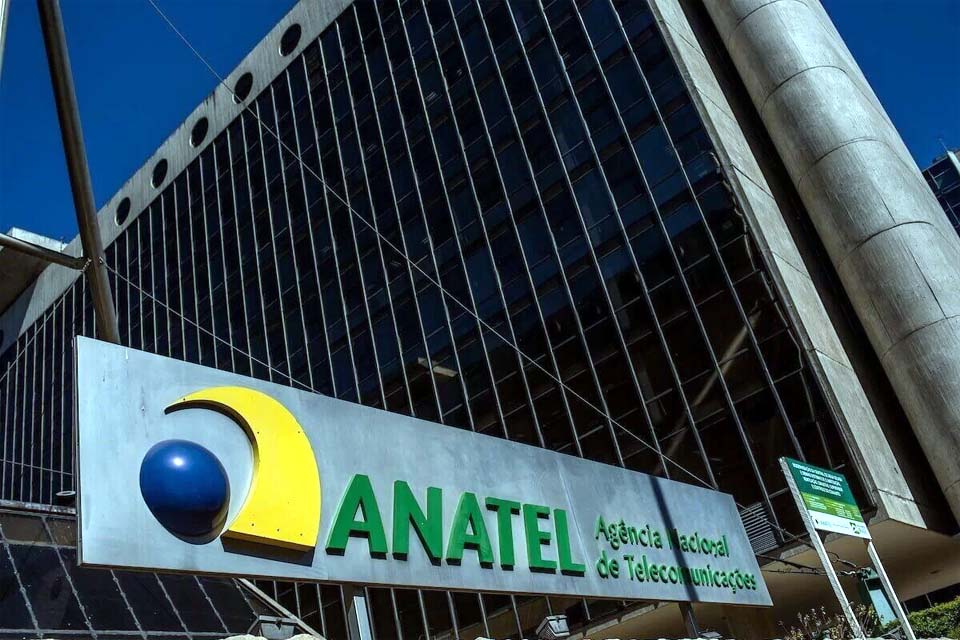 Concurso da Anatel tem inscrições abertas e salário de R$ 16,4 mil