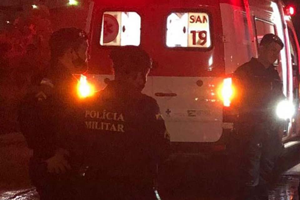 Mulher é brutalmente agredida pelo marido por negar emprestar celular