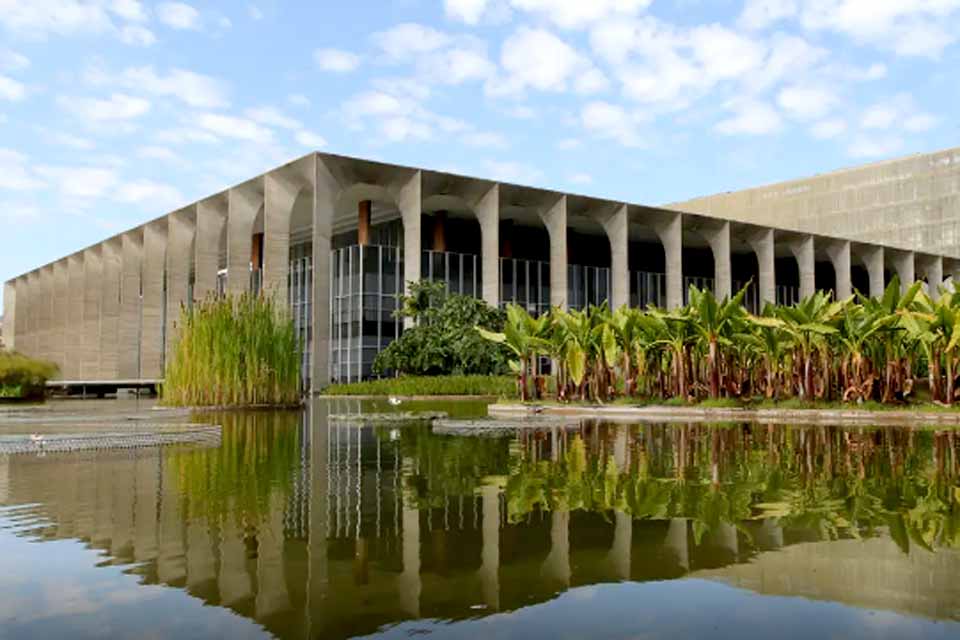 Governo brasileiro lamenta morte do senador colombiano Miguel Uribe