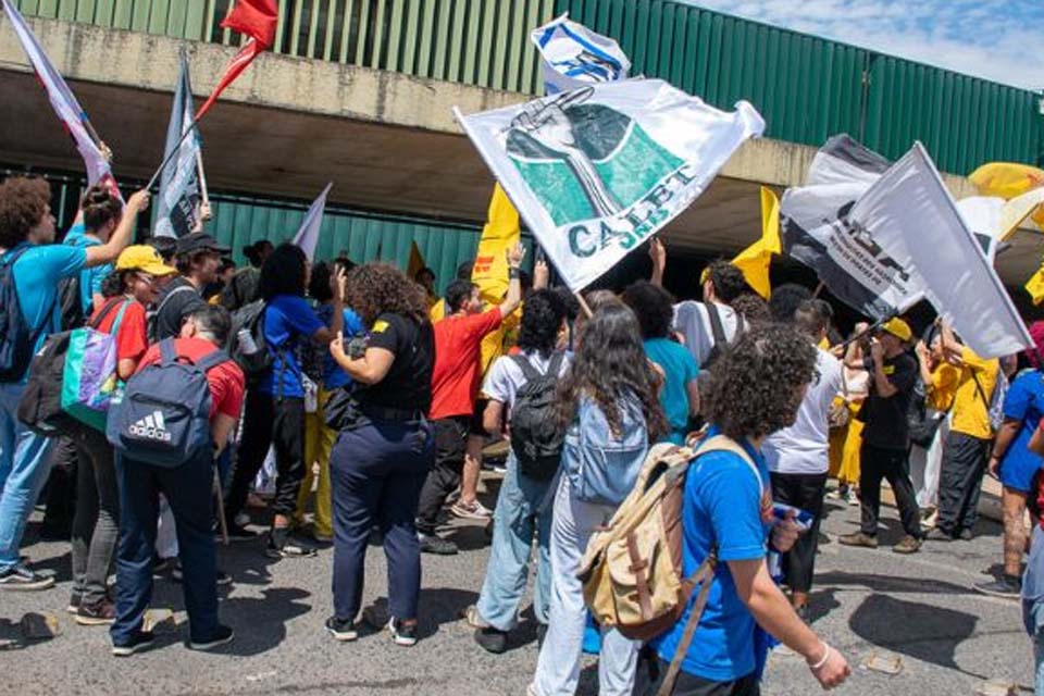 SINTERO apoia Mobilização dos Trabalhadores da Educação em Defesa de Direitos e contra Projeto de Lei