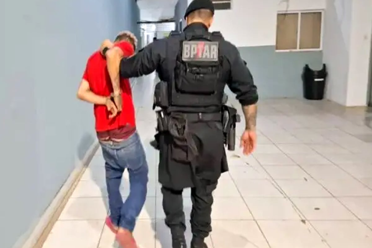 Homem é preso em flagrante por tráfico de drogas na zona Leste
