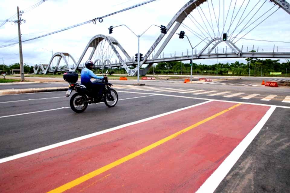 Porto Velho implementa direita livre em pontos estratégicos para aumentar a fluidez do trânsito