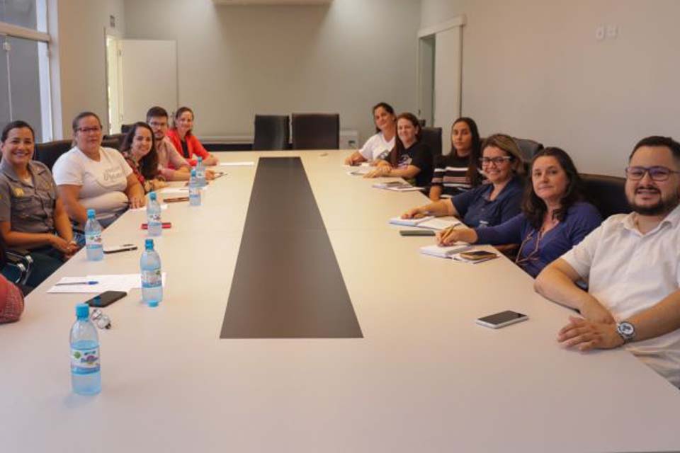 Prefeitura e Câmara de Vereadores realizam campanha de conscientização sobre drogas e alcoolismo