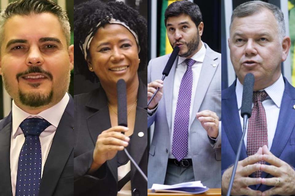 Thiago Flores, Maurício Carvalho, Lúcio Mosquini e Sílvia Cristina assinam requerimento para instalar CPI das Americanas