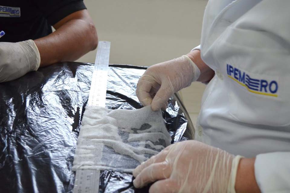 Papéis e lenços umedecidos passam por perícia do Instituto de Pesos e Medidas de Rondônia