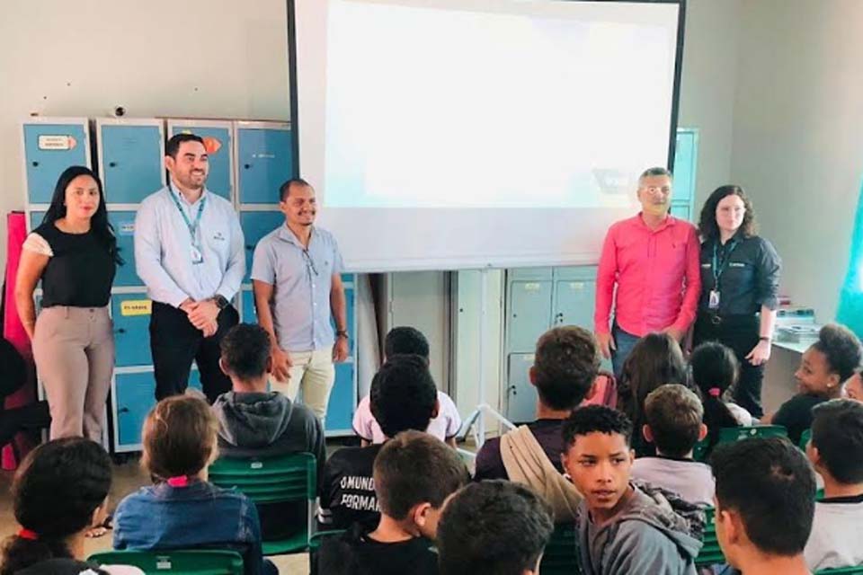 Sebrae RO, Sicoob Credip e Semed se unem para a promoção da Educação Financeira nas escolas de Cacoal