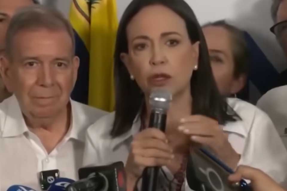 María Corina Machado acusa Maduro de financiar regime com tráfico de drogas e ouro ilegal