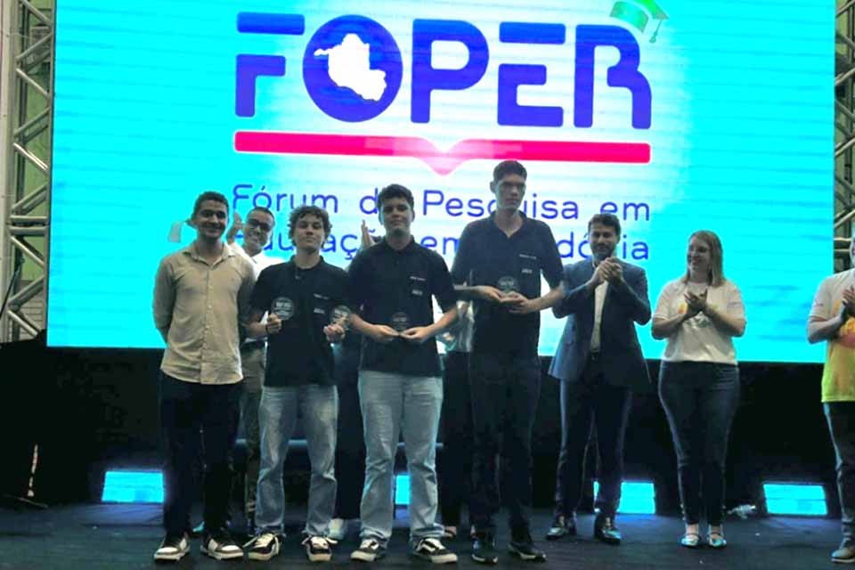 Aplicativo Class-Up desenvolvido no Campus Ariquemes recebe premiação na I BIPEI