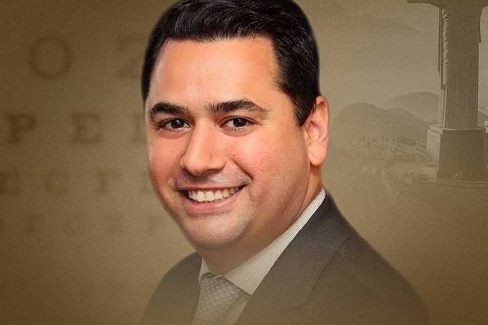 Advogado Breno de Paula vai palestrar no EYE Summit sobre impactos da Reforma Tributária na classe médica