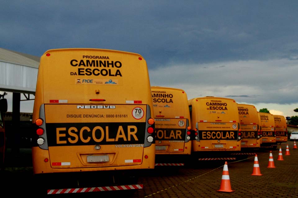Governo monta comissão para analisar situação da empresa que presta serviço no transporte escolar de Porto Velho