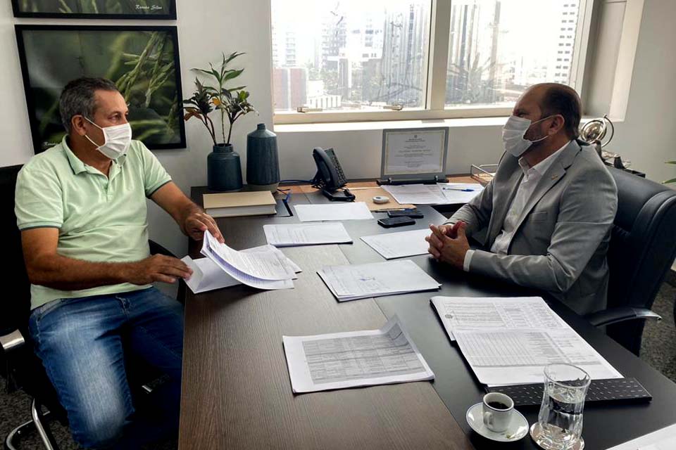 Associações de Mirante da Serra são contempladas com recursos liberados pelo deputado Cirone Deiró