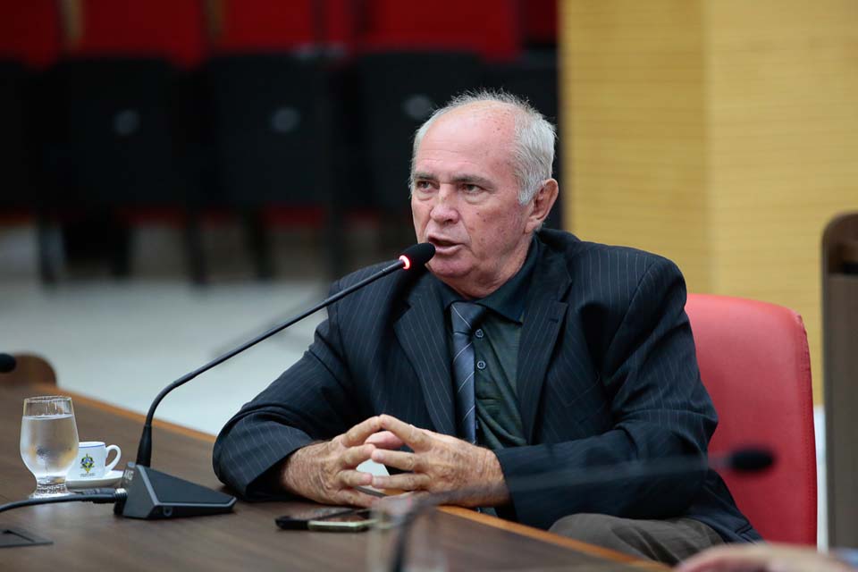 Deputado Lebrão assegura instalação de painéis para geração de energia solar nos reservatórios de hidrelétricas