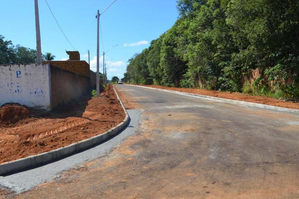 Prefeitura realiza pavimentação asfáltica da Travessa Tamoios, no Setor 2