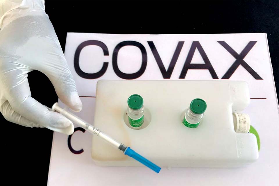 Meta de entrega de vacinas para Covax em 2021 é reduzida