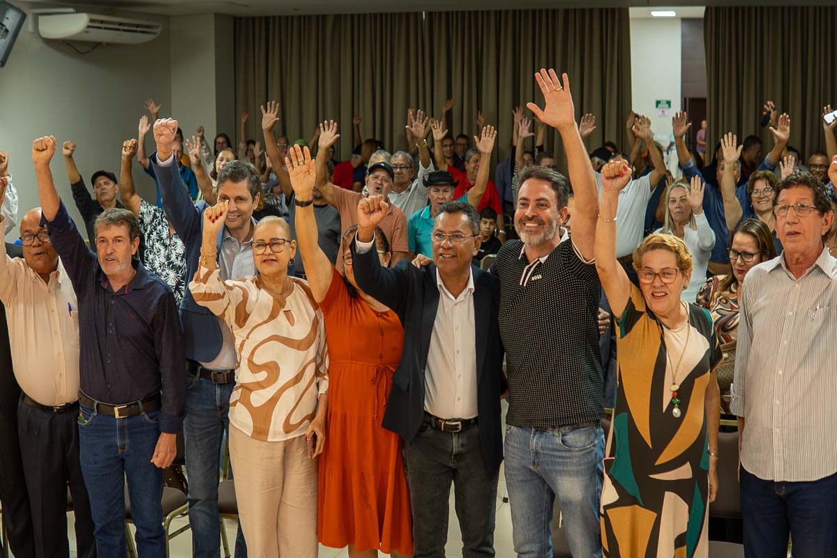 Servidores Públicos avançam na construção de representação em Brasília com Almir José