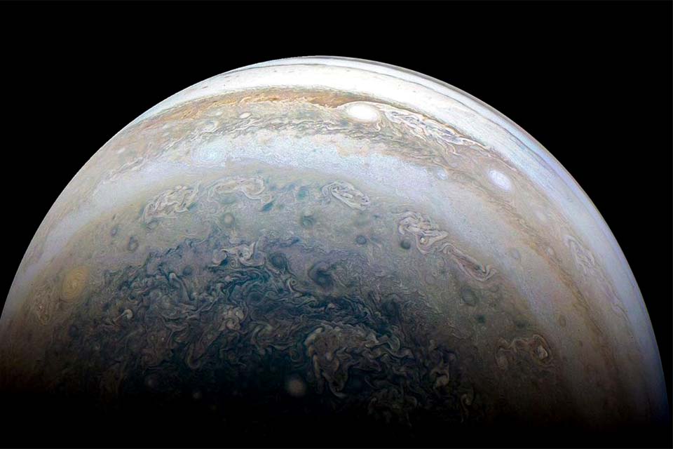 Astrônomo amador brasileiro registra impacto em Júpiter