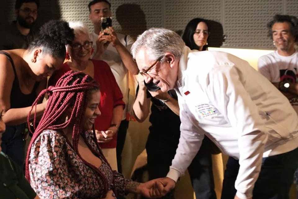 Brasil elimina transmissão vertical do HIV e alcança menor taxa de mortalidade dos últimos anos