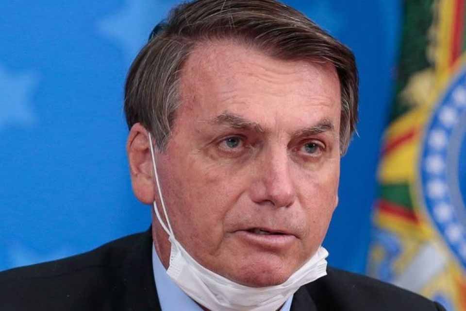 “Bolsonaro no supermercado”, por Professor Nazareno