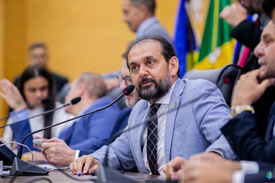 Deputado Laerte Gomes destina R$ 600 mil para obra em Rolim de Moura 