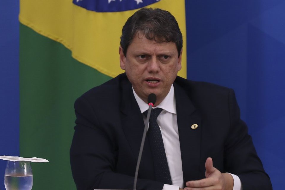 Em meio à pandemia, Brasil manteve logística de abastecimento