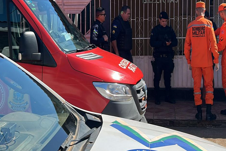 Entregador de água é esfaqueado por desconhecido na zona leste