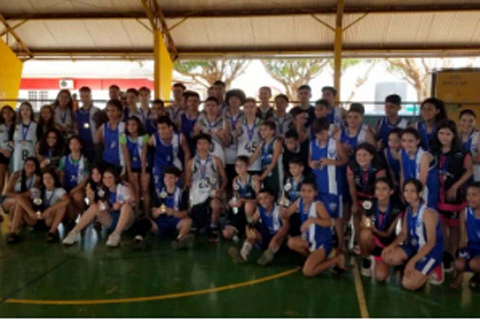Basquete vilhenense conquista bons resultados em competição de base no Mato Grosso