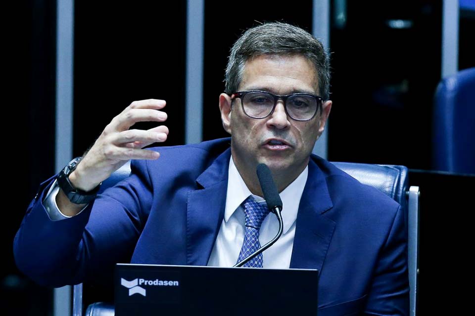 Banco Central estuda o fim do crédito rotativo do cartão de crédito