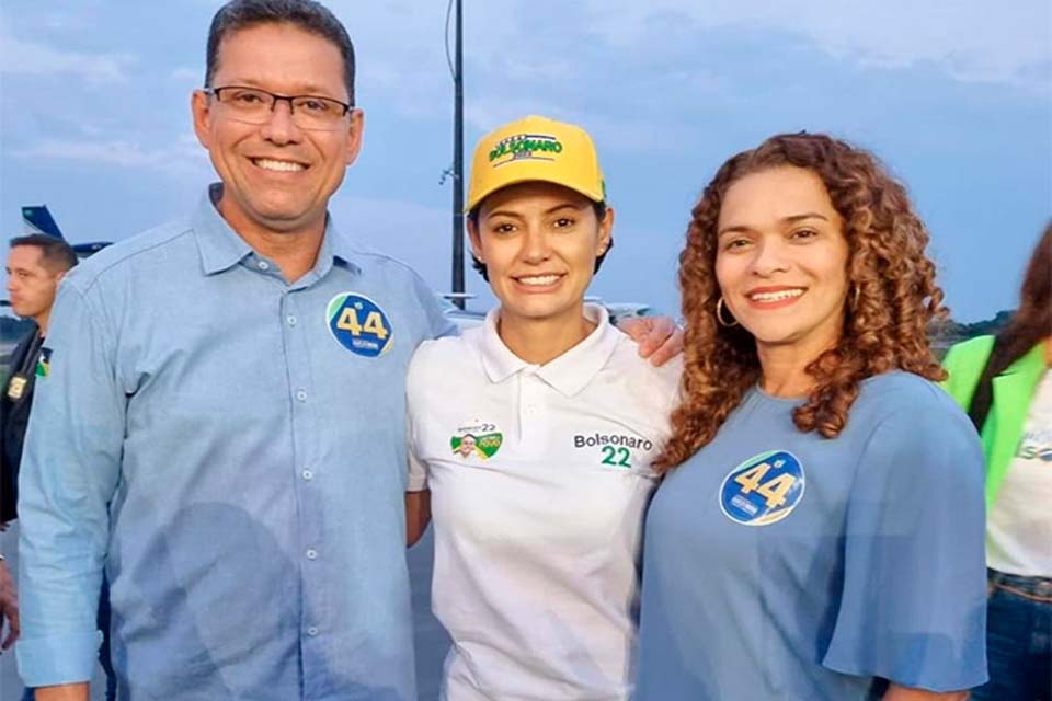 Michelle Bolsonaro é recepcionada pelo coronel Marcos Rocha e a base feminina do União Brasil em prol da reeleição