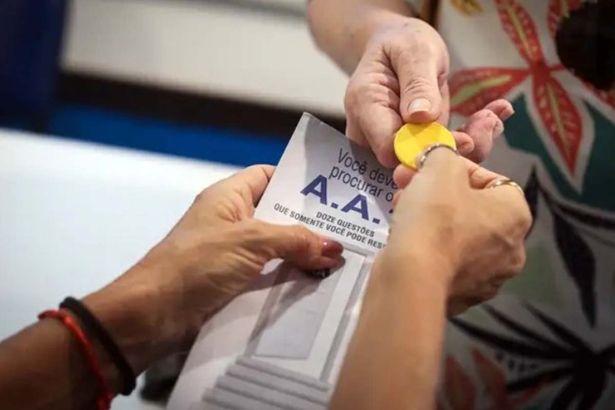 Dia Nacional de Combate às Drogas e ao Alcoolismo chama atenção para prevenção e tratamento em 20 de fevereiro