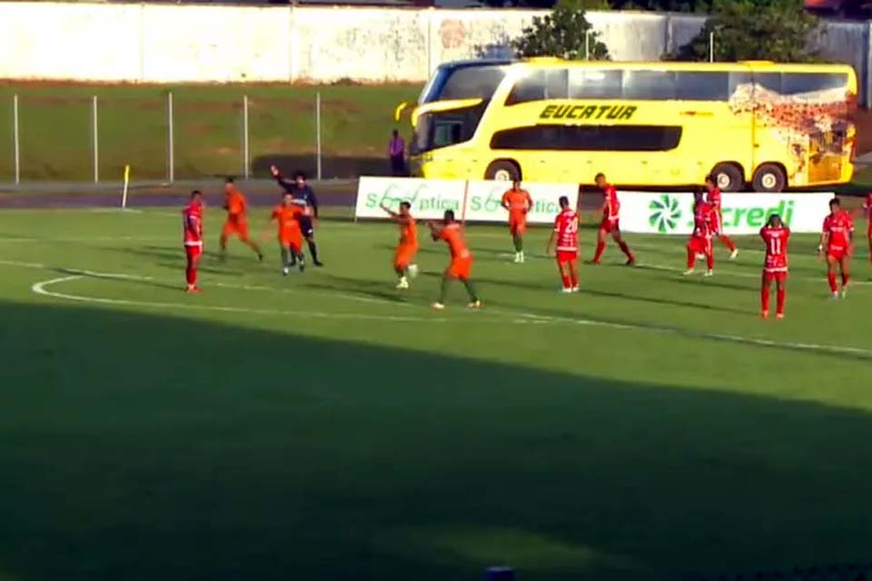 Jeferson Freitas fala sobre experiência após a vitória contra o Porto Velho: 