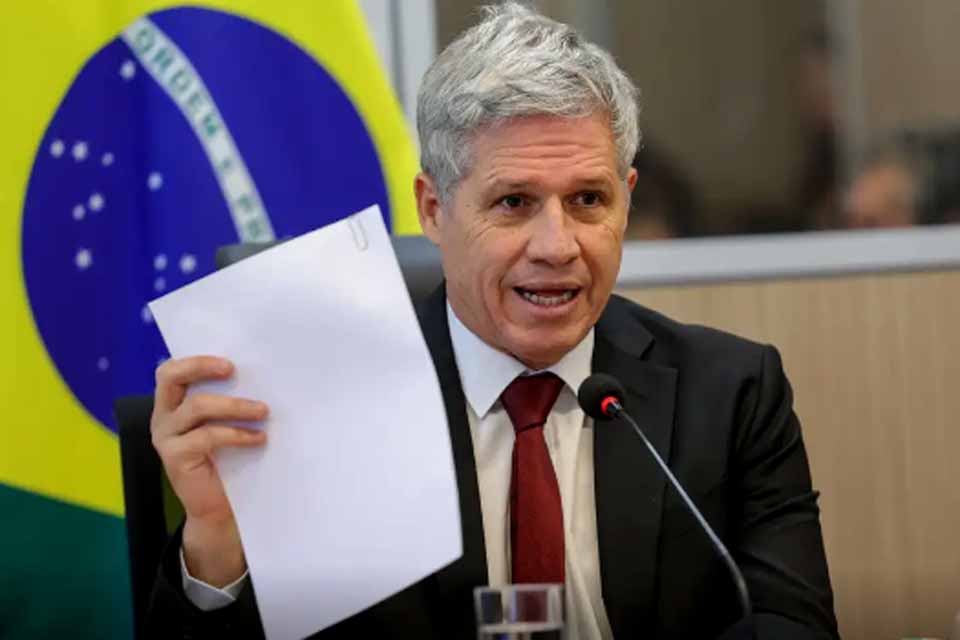 Governo pode prorrogar Brasil Soberano, diz Teixeira 